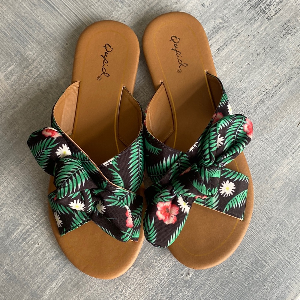 Bow top sandals